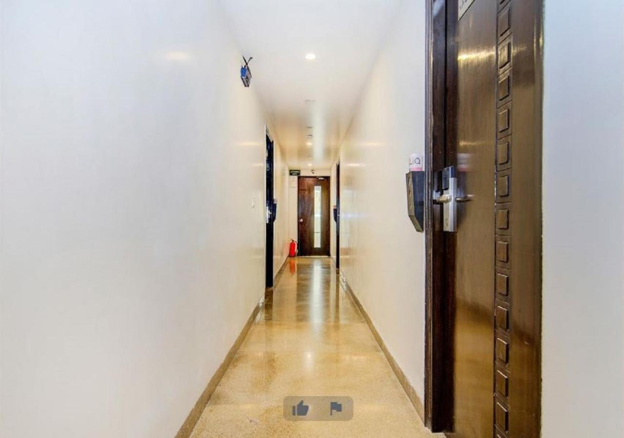 Hotel Rockland Panchsheel Enclave ニューデリー エクステリア 写真