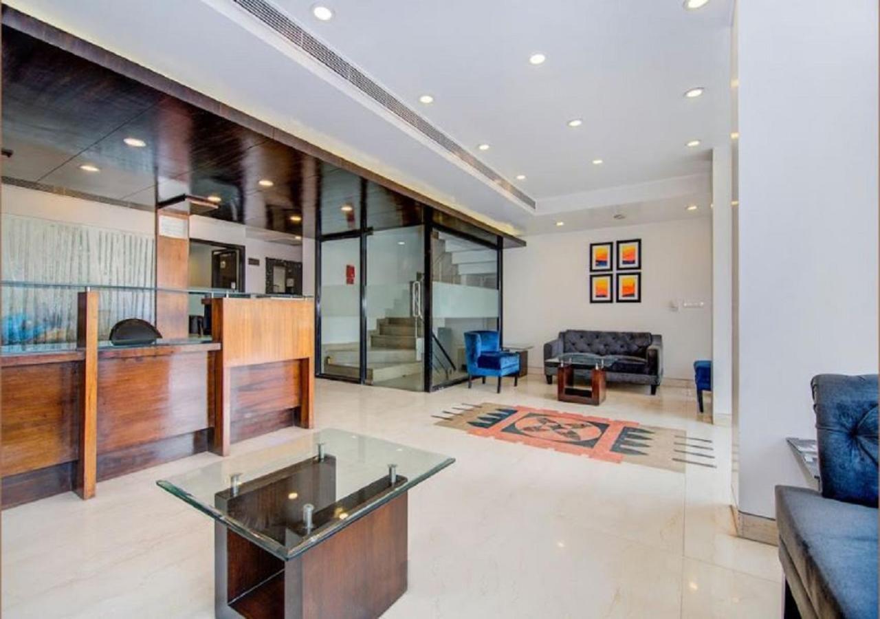 Hotel Rockland Panchsheel Enclave ニューデリー エクステリア 写真